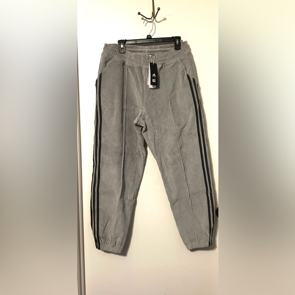 IVY PARK x Adidas| Men’s Grey Corduroy Sweatpants Size M - Picture 1 of 3